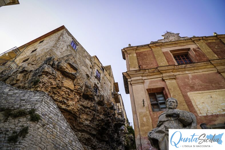 Caccamo